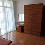 Apartment Billy's Two- Bed For Rent At Sunny