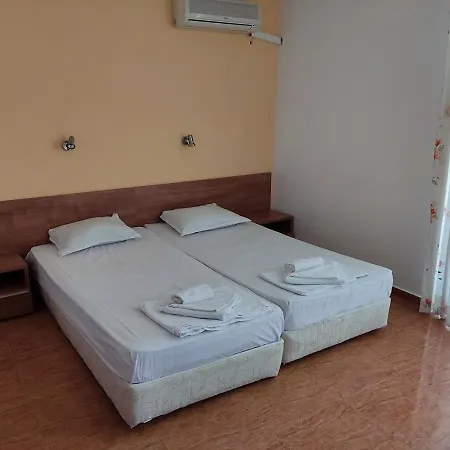Billy's Two- Bed For Rent At Sunny * Slăntjev Brjag